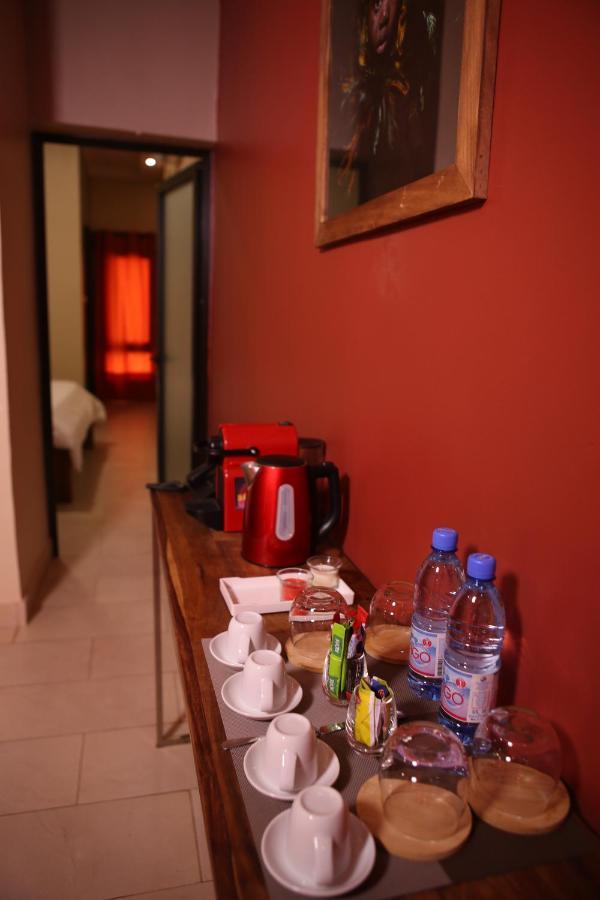 Hotel Au Bord De L'Eau Bamako Exterior foto